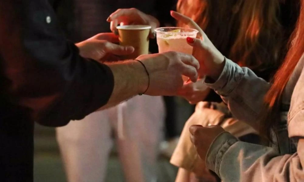 Χαλκίδα: Έπεσαν μπουνιές με το «Χριστός Ανέστη» και έκαναν Ανάσταση στο αυτόφωρο